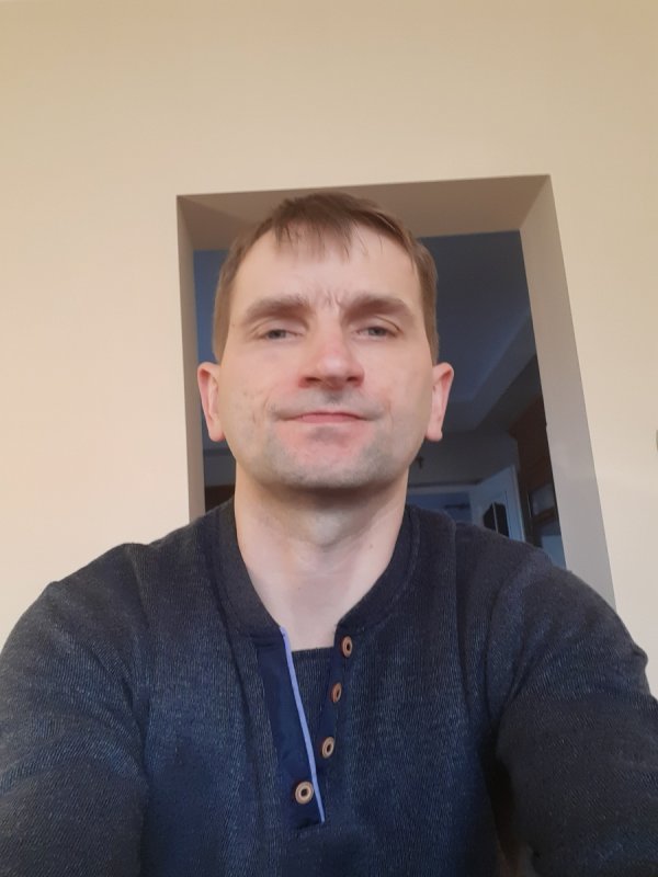 Lubie oral i trójkąciki 2 kobiety plus mężczyzna...