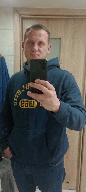 Szukam kobiety miłej spokojnej atrakcyjnej na sp...