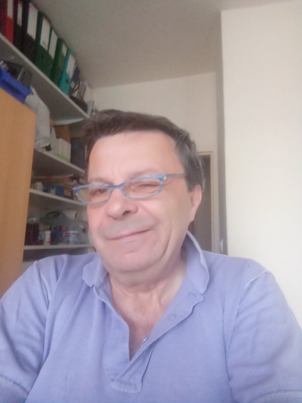 Jam fajny jest, szukam fajnej tez, i co ma fajne...