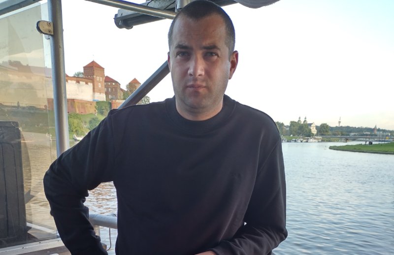 Cześć, jestem Dżegosz, mam 33 lata. Szukam kogoś...