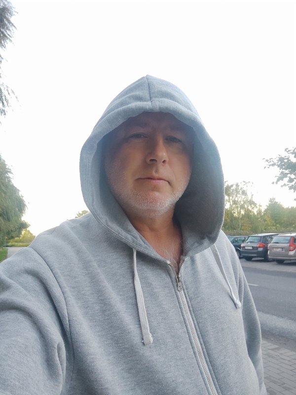 Dojrzały.Zdrowy.Odda swój czas dla tej którą pot...