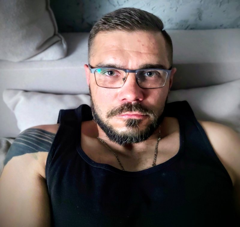 Szukam dziewczyn na stały układ mam swój dom